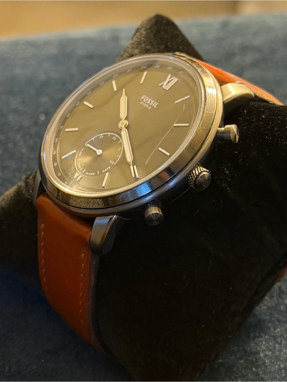 Fossil Men’s Hybrid Watch in Black and Brown